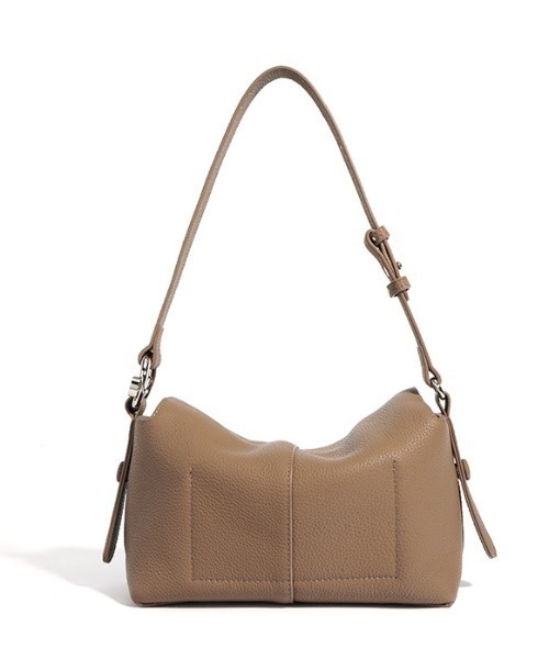 NiiNa(ニーナ)の「【 NiiNa / ニーナ 】高品質レザースクエアシルエットショルダーバッグ(長さ調整可能)(ショルダーバッグ・レディース・ホワイト/ブラウン/ダークブラウン/ブラック・FREE)」の11枚目の写真