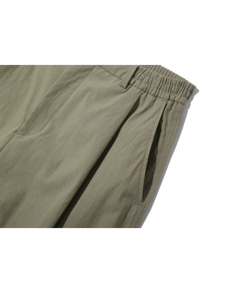 BASEMOMENT(ベースモーメント)の「CN ワイドパラシュートパンツ ライトカーキ(その他パンツ・メンズ・その他・MEDIUM/LARGE/X-LARGE)」の5枚目の写真