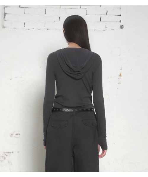 MUSINSA STANDARD WOMAN（ムシンサスタンダードウーマン）の「ウィメンズリブスリムフードパーカージャージーカーディガン[ダークグレー]（カーディガン/ボレロ・レディース・その他・X-SMALL/SMALL/MEDIUM/LARGE）」の4枚目の写真