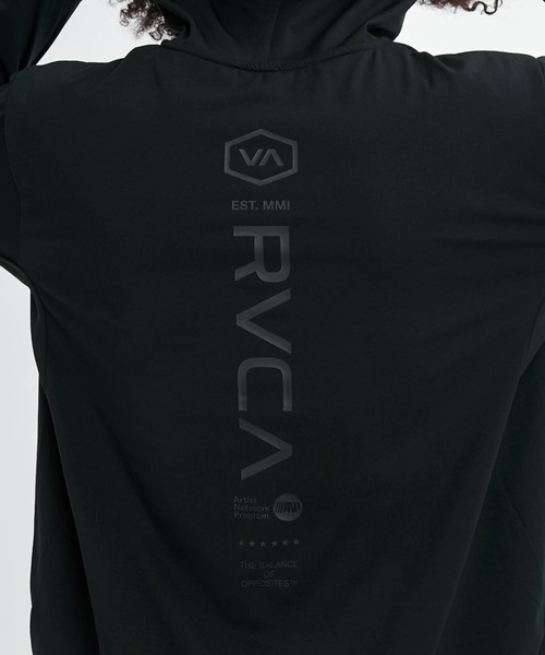 RVCA(ルーカ)の「RVCA メンズ STRAIGHT WAY SFHD 長袖サーフTシャツ 【2026年春夏モデル】/ルーカ吸水速乾UPF50+4WAYストレッチサーフT(ラッシュガード・水着)(Tシャツ/カットソー・メンズ・ダークブルー/ホワイト/グレー/ブラック・X-LARGE/LARGE/SMALL/MEDIUM)」の19枚目の写真