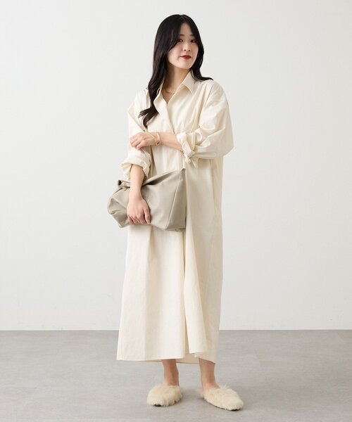 russet(ラシット)の「シャツドレス(ワンピース・レディース・アイボリー/ネイビー・FREE)」の4枚目の写真