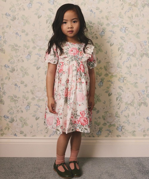 Cath Kidston(キャスキッドソン)の「キッズ フリルワンピース Hackney Rose(ワンピース・キッズ・ピンク・122/110/98)」の4枚目の写真