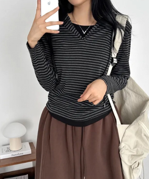 VIVID LADY(ビビッドレディー)の「レイヤード風 ボーダーフーディーTシャツ(Tシャツ/カットソー・レディース・ブラック/アイボリー/ネイビー・FREE)」の9枚目の写真
