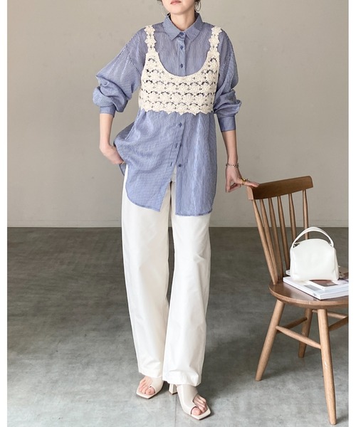 She's Closet(シーズクローゼット)の「ショート丈 深Uネック かぎ編み ビスチェ クロシェベスト(ベスト・レディース・ブラック/アイボリー・FREE)」の21枚目の写真