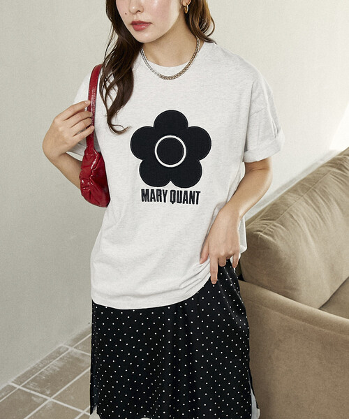PUBLUX（パブリュクス）の「MARY QUANT × PUBLUX/マリークワント 異素材デイジーアートTシャツ　限定展開（Tシャツ/カットソー・レディース・ブラック/チャコールグレー/ライトグレー/オフホワイト・M/S）」の4枚目の写真