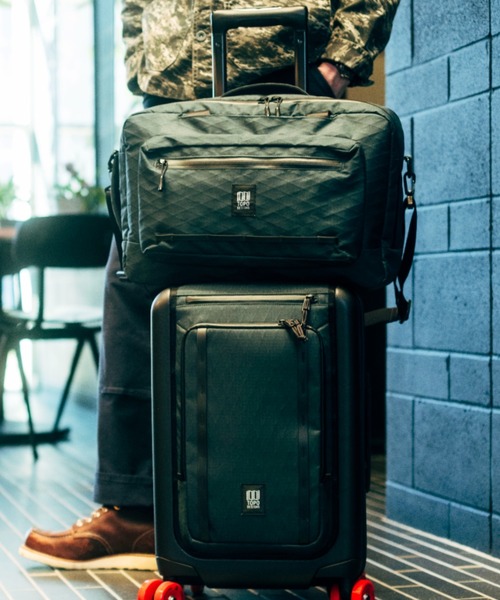 TOPO DESIGNS(トポデザインズ)の「高機能3WAYバッグ【TOPO DESIGNS】GLOBAL PRO 3-WAY BRIEFCASE(バックパック/リュック・メンズ・ブラック・ONE SIZE)」の8枚目の写真