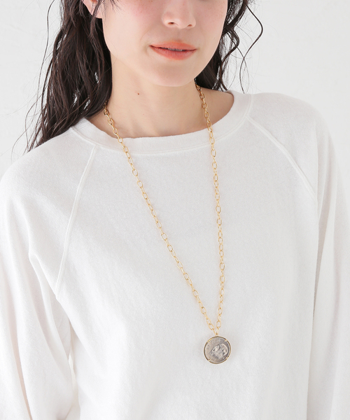 FRAMeWORK（フレームワーク）の「Gabriela Artigas/ガブリエラ アルティガス PESO MEDALLION Vintage（ネックレス・レディース・ゴールド・FREE）」の6枚目の写真