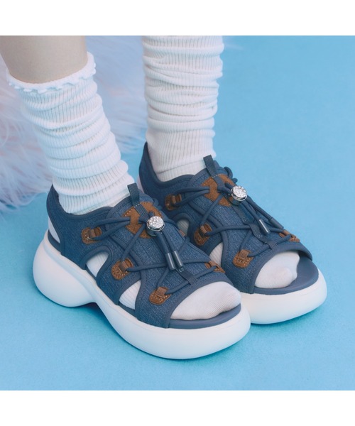 ABC-MART(エービーシーマート)の「ABC SELECT エービーシーセレクト CL VL CODE SANDAL 6 ボリュームコードサンダル 6 W2067 DENIM(サンダル・メンズ・シルバー・SMALL/MEDIUM/LARGE/X-LARGE)」の1枚目の写真