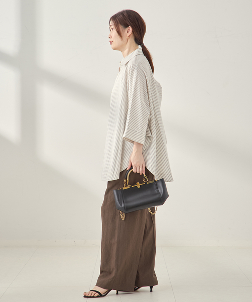 journal standard L'essage(ジャーナルスタンダードレサージュ)の「ポプリンストライプ/無地ラウンドシャツ(シャツ/ブラウス・レディース・ブルー系その他/コバルトブルー/ホワイト・FREE)」の6枚目の写真