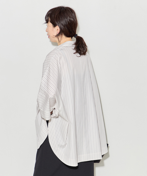 journal standard L'essage(ジャーナルスタンダードレサージュ)の「ポプリンストライプ/無地ラウンドシャツ(シャツ/ブラウス・レディース・ブルー系その他/コバルトブルー/ホワイト・FREE)」の18枚目の写真