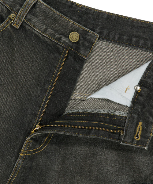 WKNDRS（ウィーキャンドース）の「[KOIN SEOUL] DAMAGED SKULL DENIM SHORTS (BLACK)（その他パンツ・レディース・その他・MEDIUM/LARGE/X-LARGE）」の16枚目の写真