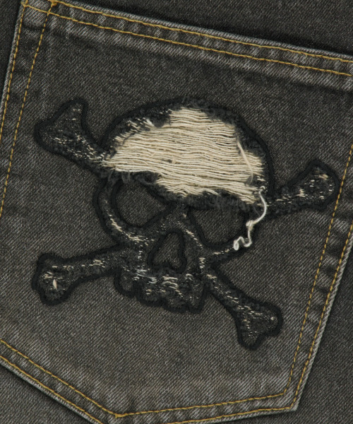 WKNDRS（ウィーキャンドース）の「[KOIN SEOUL] DAMAGED SKULL DENIM SHORTS (BLACK)（その他パンツ・レディース・その他・MEDIUM/LARGE/X-LARGE）」の11枚目の写真