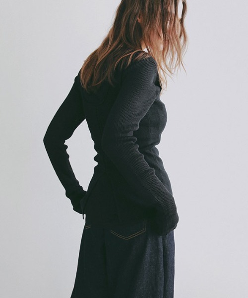 ETRE TOKYO（エトレトウキョウ）の「リネンヘルシーニットプルオーバー（ニット/セーター・レディース・ブラック/グレイッシュベージュ/ホワイト・FREE）」の11枚目の写真