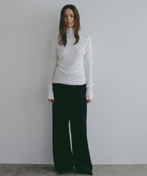 ETRE TOKYO（エトレトウキョウ）の「リネンヘルシーニットプルオーバー（ニット/セーター・レディース・ブラック/グレイッシュベージュ/ホワイト・FREE）」の14枚目の写真