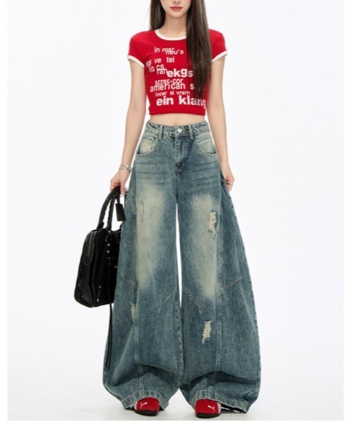center i(センターアイ)の「サイドカーブ切替ダメージデニムパンツ(デニムパンツ・レディース・ブルー・S/M)」の1枚目の写真