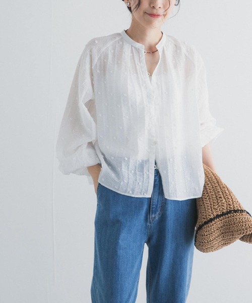 URBAN RESEARCH DOORS（アーバンリサーチドアーズ）の「カットドビーブラウス（シャツ/ブラウス・レディース・オフホワイト/ブラック・FREE）」の7枚目の写真