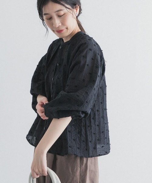URBAN RESEARCH DOORS（アーバンリサーチドアーズ）の「カットドビーブラウス（シャツ/ブラウス・レディース・オフホワイト/ブラック・FREE）」の18枚目の写真