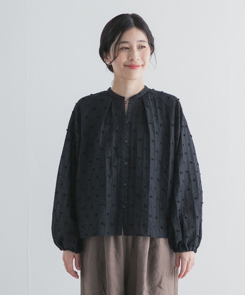 URBAN RESEARCH DOORS（アーバンリサーチドアーズ）の「カットドビーブラウス（シャツ/ブラウス・レディース・オフホワイト/ブラック・FREE）」の22枚目の写真
