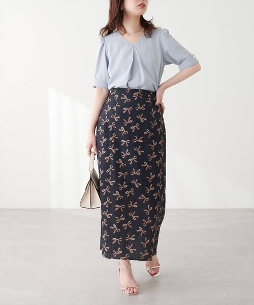 natural couture(ナチュラルクチュール)の「〈osono〉三角カフス配色Vネック(シャツ/ブラウス・レディース・ドット/ネイビー/ラベンダー/ミント/モカ/サックスブルー/ホワイト・FREE)」の20枚目の写真