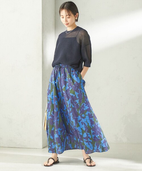 SHIPS(シップス)の「〈手洗い可能〉DEVEAUX リーフ プリント スカート(スカート・レディース・カーキ/ブルー・ONE SIZE)」の12枚目の写真