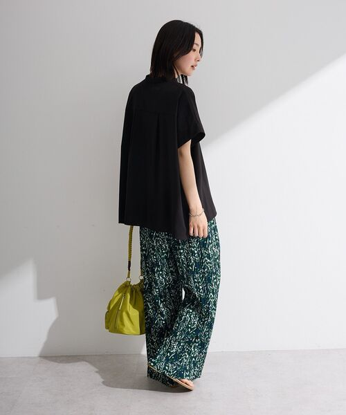 Green Parks(グリーンパークス)の「半袖シアースキッパーブラウス(シャツ/ブラウス・レディース・オフホワイト/ブルー/ブラック・FREE)」の17枚目の写真