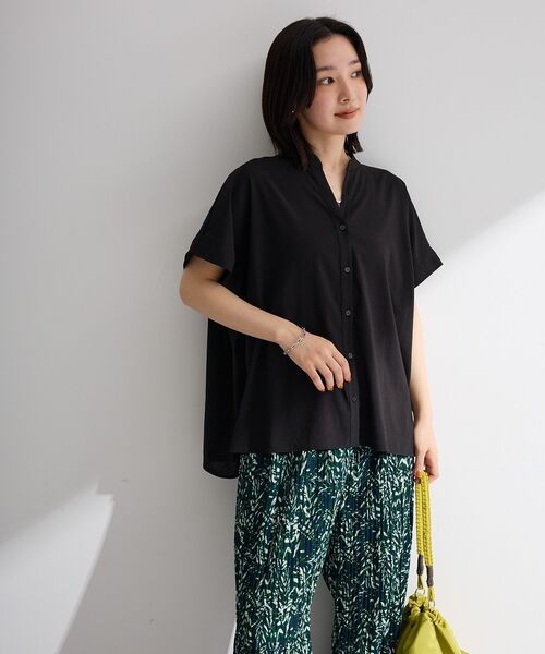 Green Parks(グリーンパークス)の「半袖シアースキッパーブラウス(シャツ/ブラウス・レディース・オフホワイト/ブルー/ブラック・FREE)」の18枚目の写真
