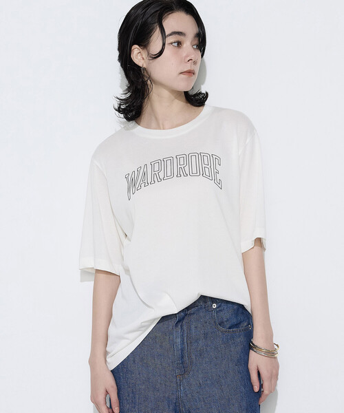COMME CA Wardrobe(コムサワードローブ)の「ヴィンテージプレーティング天竺 ロゴプリントTシャツ(Tシャツ/カットソー・レディース・ホワイト/ボルドー/ブルー・FREE)」の7枚目の写真