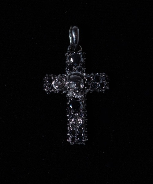 glamb(グラム)の「Odyssey Cross Necklace / オデッセイクロスネックレス(ネックレス・メンズ・ブラック/シルバー・FREE)」の11枚目の写真
