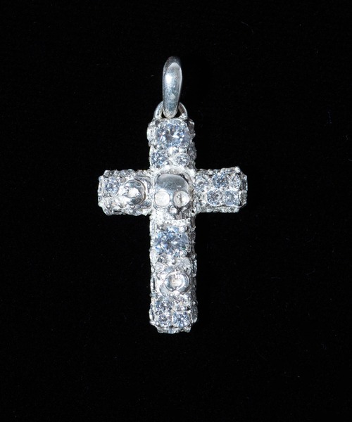 glamb(グラム)の「Odyssey Cross Necklace / オデッセイクロスネックレス(ネックレス・メンズ・ブラック/シルバー・FREE)」の12枚目の写真