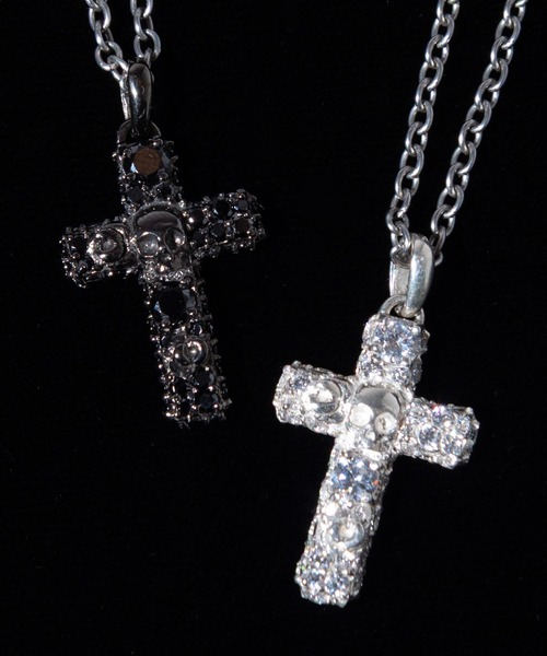 glamb(グラム)の「Odyssey Cross Necklace / オデッセイクロスネックレス(ネックレス・メンズ・ブラック/シルバー・FREE)」の3枚目の写真