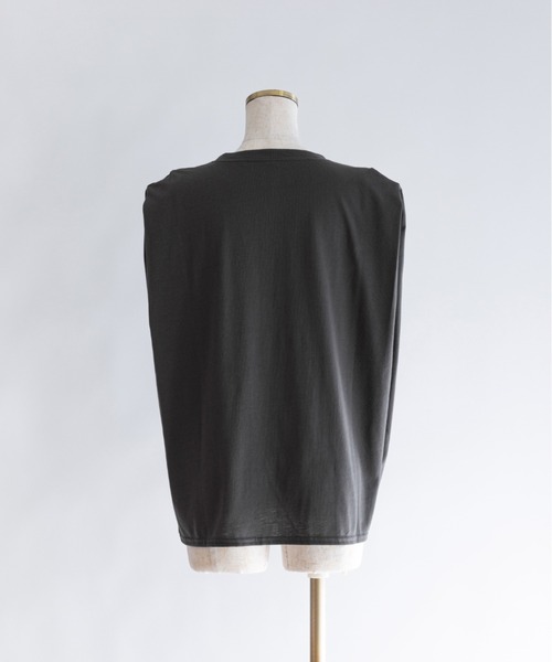 EN NEUME（エンノイム）の「Double Tuck French Tee（Tシャツ/カットソー・レディース・チャコール/イエロー/ブラック/オフホワイト・FREE）」の20枚目の写真