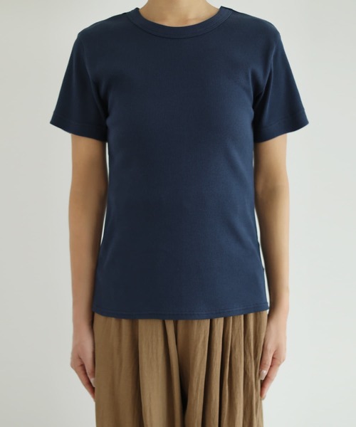 STYLE DELI(スタイルデリ)の「【Made in JAPAN】リブ半袖カットソートップス(Tシャツ/カットソー・レディース・グレイッシュベージュ/ブラック/カーキオリーブ/ホワイト/ネイビー・M)」の18枚目の写真