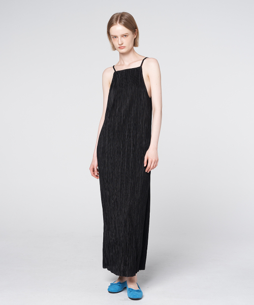 320SHOWROOM(320ショールーム)の「Pleated Slip Long Dress Black(ワンピース・レディース・ブラック・FREE)」の1枚目の写真