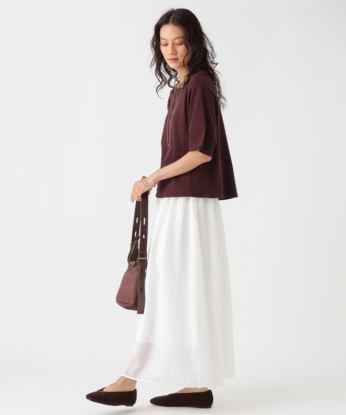 Elura(エルーラ)の「汗ジミ軽減ブラウスTシャツ/1032364(Tシャツ/カットソー・レディース・ボルドー/ブラック/ホワイト・FREE)」の15枚目の写真