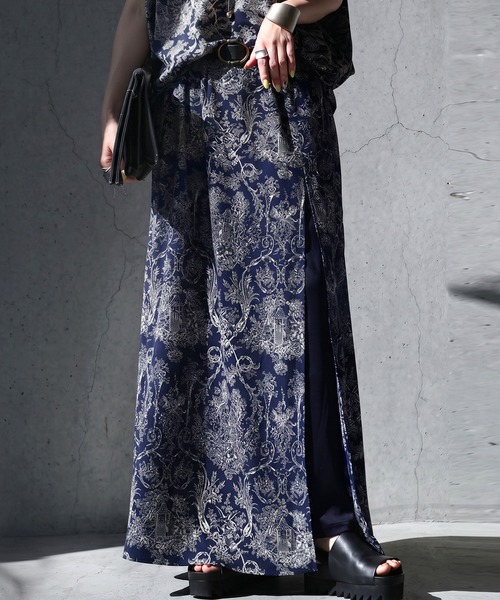 antiqua(アンティカ)の「トワルドジュイ柄 ロングスカート(スカート・レディース・アイボリー/ブラック/ネイビー・TL/REGULAR)」の3枚目の写真