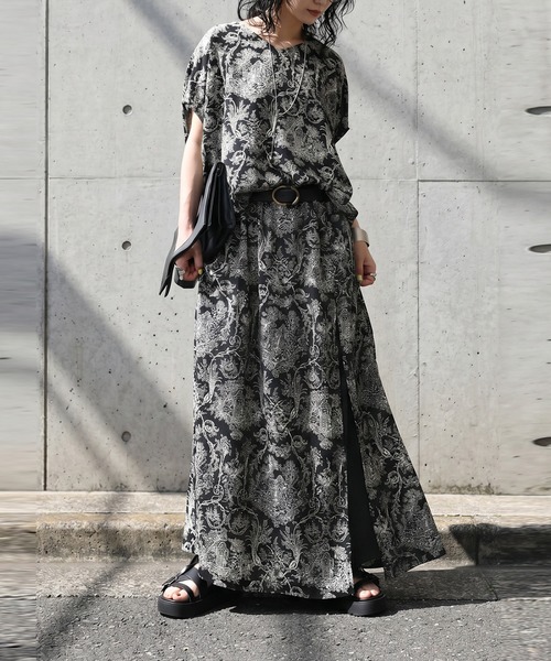 antiqua(アンティカ)の「トワルドジュイ柄 ロングスカート(スカート・レディース・アイボリー/ブラック/ネイビー・TL/REGULAR)」の7枚目の写真