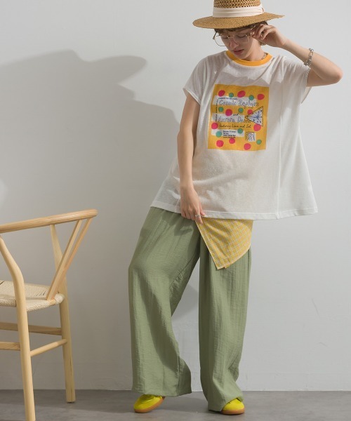 Figgle(フィグル)の「シアー 天竺 染み込み ロゴ プリント フレアTシャツ(Tシャツ/カットソー・レディース・イエロー/オフホワイト・FREE)」の7枚目の写真