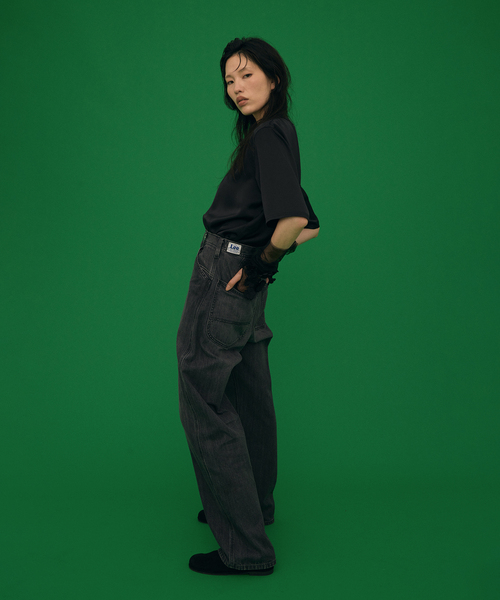 Lee(リー)の「LEE 別注 PAINTER PANTS:デニムパンツ(デニムパンツ・レディース・ブルー/ブラック・SMALL/MEDIUM)」の16枚目の写真
