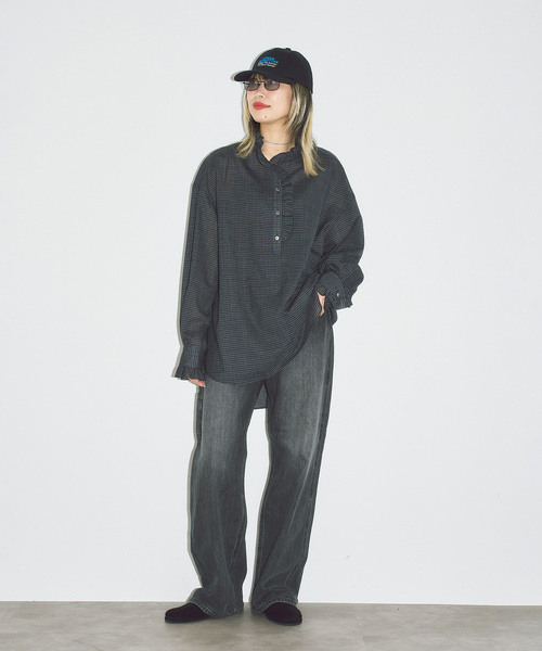 Lee(リー)の「LEE 別注 PAINTER PANTS:デニムパンツ(デニムパンツ・レディース・ブルー/ブラック・SMALL/MEDIUM)」の9枚目の写真