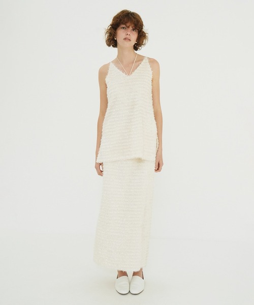CLANE（クラネ）の「W FACE FEATHER CAMI TOPS（その他トップス・レディース・アイボリー/ブラック・2/1）」の19枚目の写真