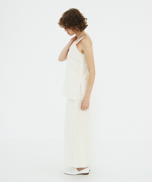 CLANE（クラネ）の「W FACE FEATHER CAMI TOPS（その他トップス・レディース・アイボリー/ブラック・2/1）」の20枚目の写真
