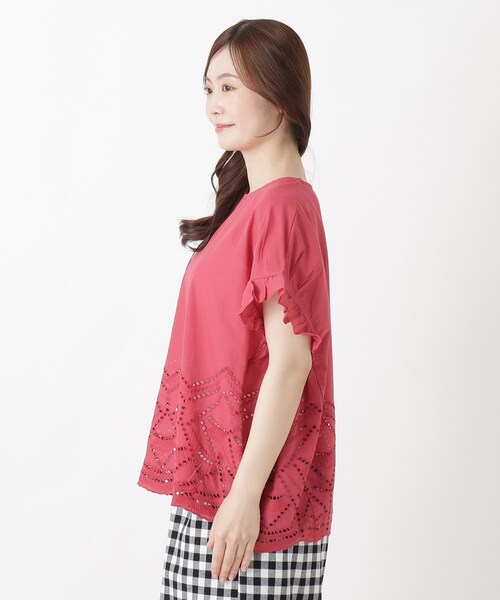 one'sterrace(ワンズテラス)の「スカラップ刺繍ブラウス(シャツ/ブラウス・レディース・ブラウン系8/アイボリー系8/レッド系9/ブラック系8・02)」の10枚目の写真