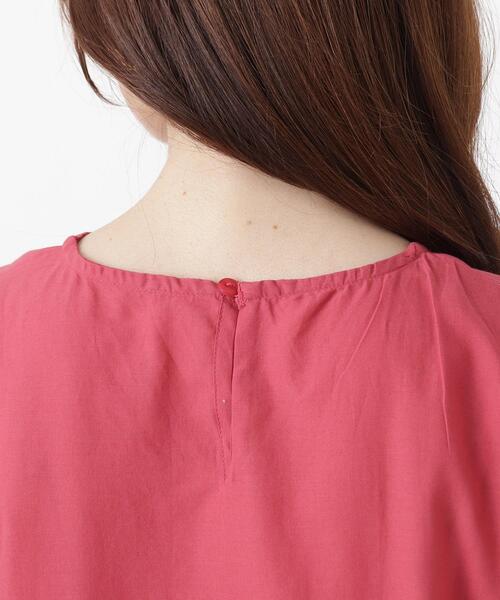 one'sterrace(ワンズテラス)の「スカラップ刺繍ブラウス(シャツ/ブラウス・レディース・ブラウン系8/アイボリー系8/レッド系9/ブラック系8・02)」の13枚目の写真