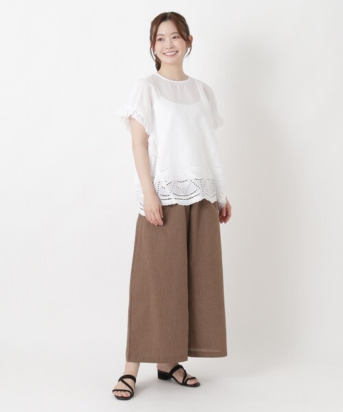one'sterrace(ワンズテラス)の「スカラップ刺繍ブラウス(シャツ/ブラウス・レディース・ブラウン系8/アイボリー系8/レッド系9/ブラック系8・02)」の18枚目の写真