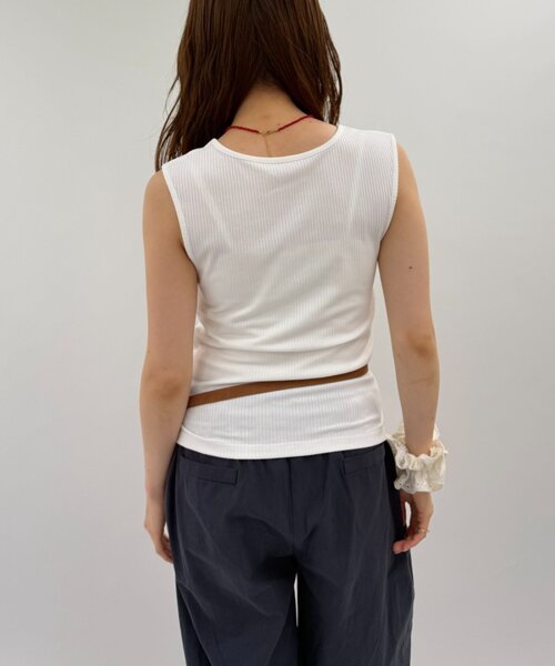 w closet(ダブルクローゼット)の「なみなみドットレイヤードタンク 夏服(Tシャツ/カットソー・レディース・チャコールグレー/サックスブルー/オフホワイト/ブラック・FREE)」の7枚目の写真