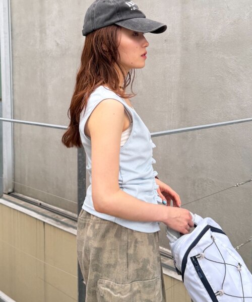 w closet(ダブルクローゼット)の「なみなみドットレイヤードタンク 夏服(Tシャツ/カットソー・レディース・チャコールグレー/サックスブルー/オフホワイト/ブラック・FREE)」の12枚目の写真