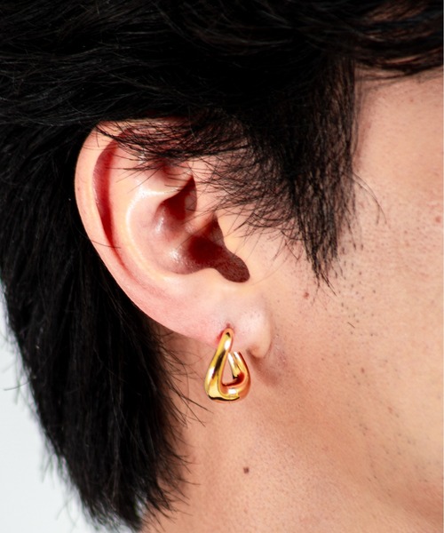 TOM WOOD(トムウッド)の「【TOMWOOD】Twist Hoops Small ゴールド ピアス ユニセックス(ピアス(両耳用)・レディース・ゴールド・FREE)」の10枚目の写真