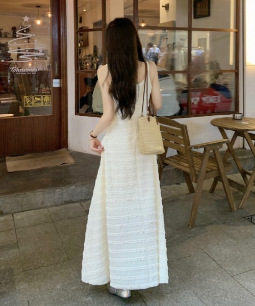 FAVORITO(ファヴォリート)の「キャミワンピース(ワンピース・レディース・ベージュ/ブラック・F)」の20枚目の写真