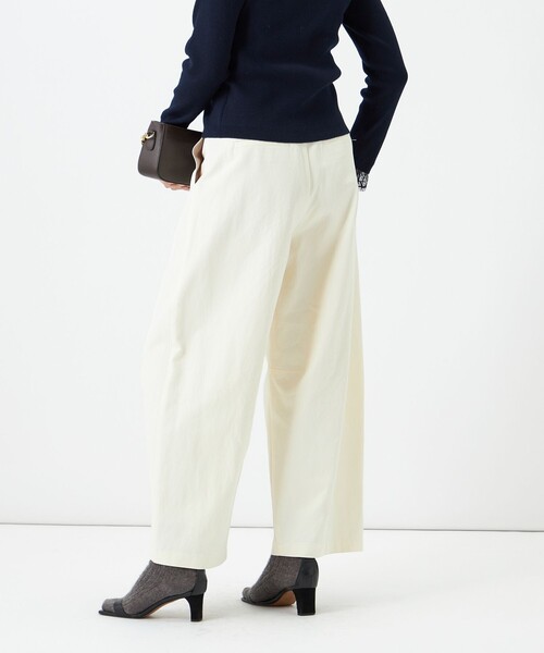 NOLLEY’S Sophi(ノーリーズソフィ)の「ウォッシャブルチノカーブパンツ(チノパンツ・レディース・オリーブ/キナリ・38/36/34)」の13枚目の写真