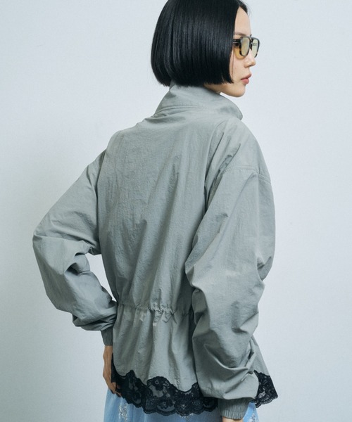 yae(ヤエ)の「Lace hem blouson / レースヘムブルゾン(ブルゾン・レディース・グレー/ベージュ/ブラック・FREE)」の20枚目の写真